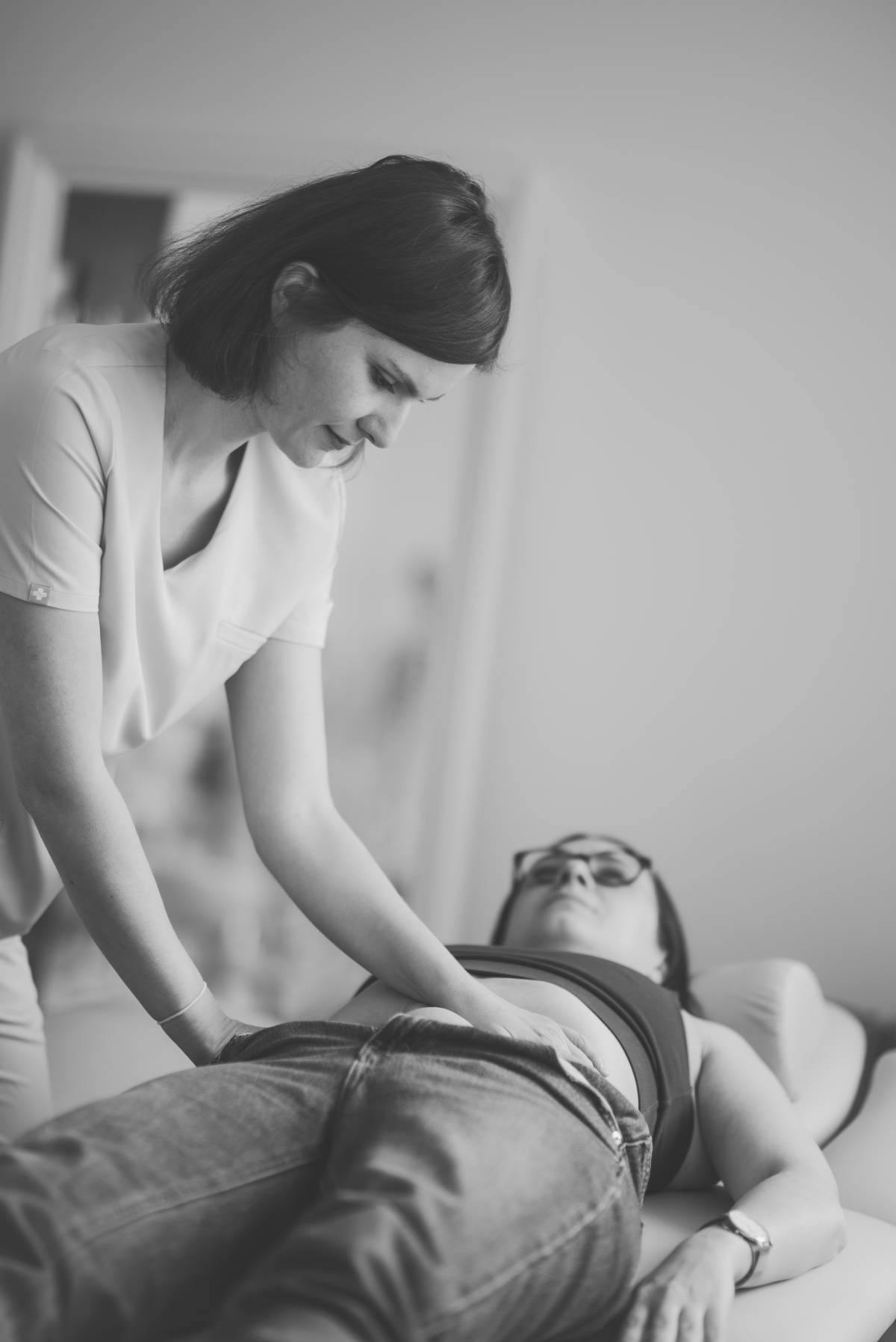 Fizjoterapia uroginekologiczna — praca z brzuchem i miednicą w gabinecie Active-Fizjo
